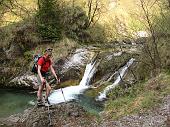 Splendida Val Vertova! Sul sentiero 527 fino al Sedernèl e Bivacco Testa con discesa dal sentiero 529 dal Passo di Bliben il 25 aprile 2010 - FOTOGALLERY 